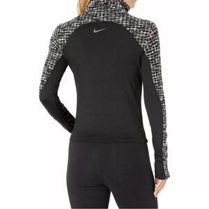 Nike Pro HyperWarm Long Sleeve Brushed Turtleneck Top Women's Medium